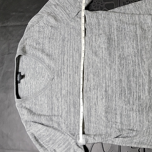 Alfani V-neck Sweater - Picture 10 of 11